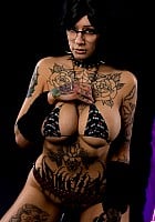 Vicki Vampire